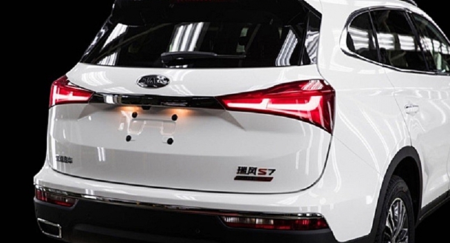 Раскрыты комплектации кроссовера JAC JS4 для России — вероятного конкурента Hyundai Creta
