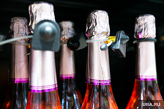 Свердловский депутат предложил Госдуме ввести сухой закон на праздники в РФ