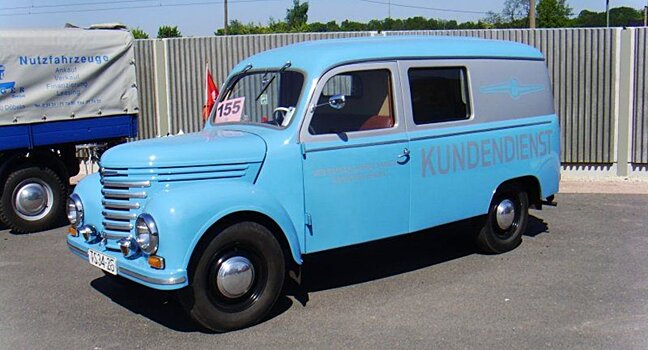 Зарубежные автомобили, ввозимые в СССР после войны