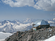 Для кого на Эльбрусе построили "Приют одиннадцати"