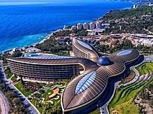 Где лучшие курорты: отдых в Санкт-Петербурге и Крыму был отмечен международной туристической наградой