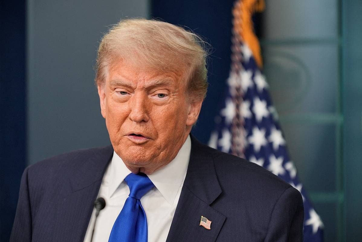 Трамп обвинил Сербию в подготовке к войне с Косово