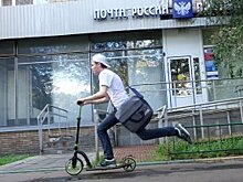 Курьеры "Почты России" начали принимать оплату картами
