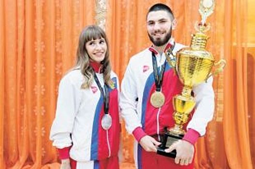 Золото и серебро. Кикбоксеры из Соликамска завоевали награды в Будапеште