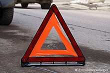 Hyundai влетел в опору ЛЭП на трассе М-5 "Урал" в Сысертском районе: водитель погиб