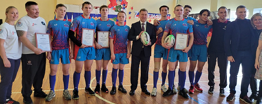 Единственная в Новосибирске детская команда по регби выходит на федеральный уровень