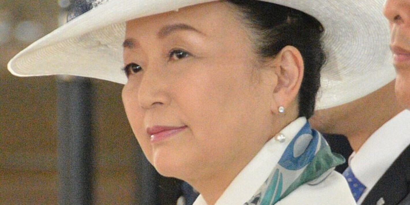 У принцессы рак. Японский принц Томохито. Принцесса Японии. Принцесса Нобуко. Принцесса Японии како.