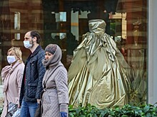 Треть граждан в Москве не носят маски и перчатки