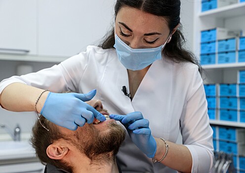 Стоматолог назвал альтернативу уколу обезболивающего при удалении зуба