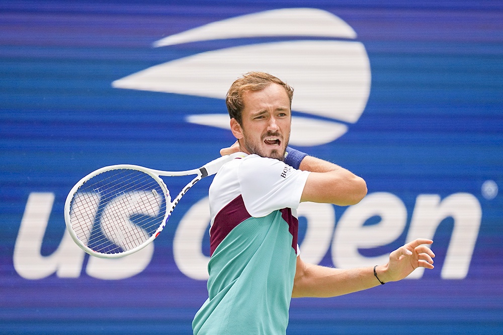Медведев разгромил Балажа в первом раунде US Open