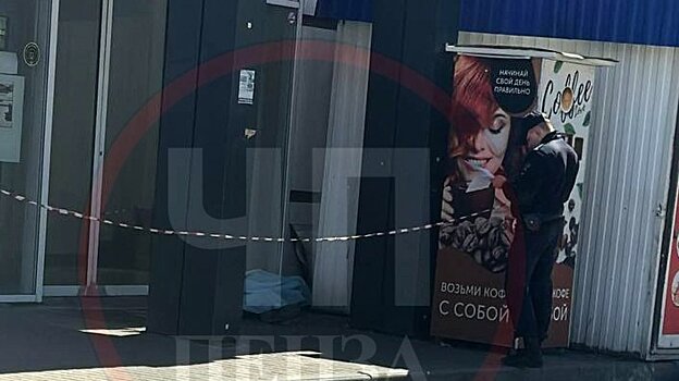 В Пензе очевидцы сообщили о скончавшемся на улице мужчине