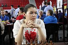 Александра Горячкина отметила день рождения за шахматной доской