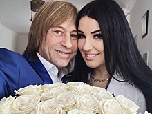 «Кощунственно»: как дочь Пьера Нарцисса отреагировала на свадьбу матери с лучшим другом певца