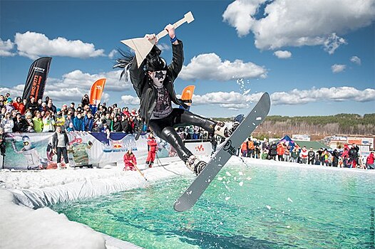 Red Bull Jump & Freeze – аква-шоу возвращается в Екатеринбург