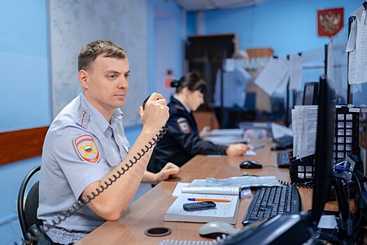 Полицейские не дали кибермошенникам обмануть пенсионерку в Геленджике