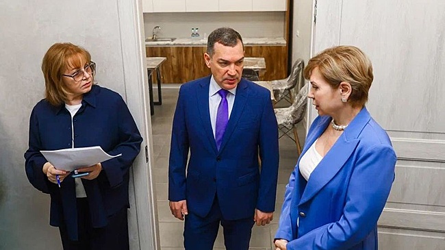 Мэр Новосибирска поручил ускорить открытие третьего центра реабилитации участников СВО