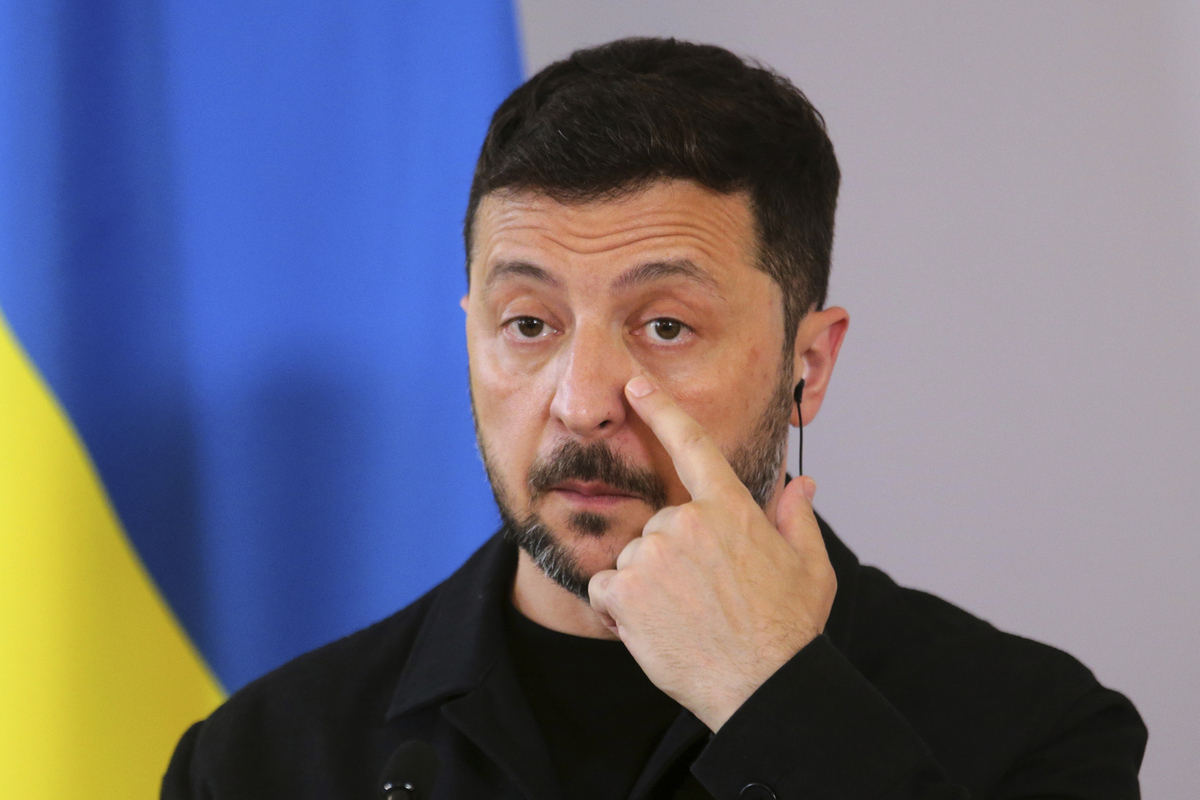 Может рассчитывать на тарелку супа: Зеленский утомил Запад постоянным попрошайничеством