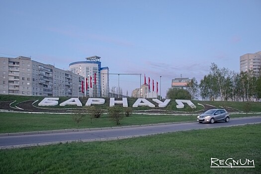 В Барнауле ввели локальный режим ЧС в доме, где взорвался газ