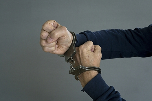 Обвиняемого Евгения Цоя** заподозрили в переводах денег «Артподготовке»*