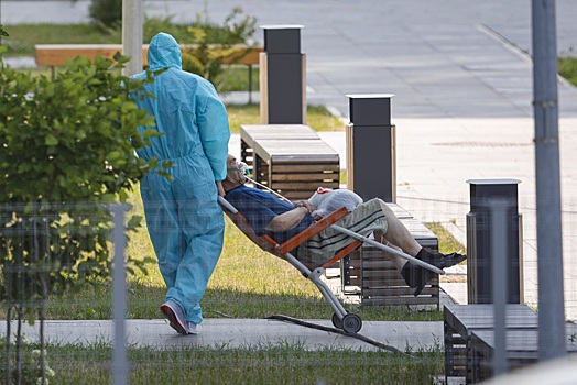 Врач: сердечники тяжелее переносят COVID-19 в жару