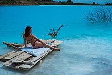 Отравленные Мальдивы: фоторепортаж с опасного озера неземного цвета за ТЭЦ-5