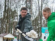 Депутат Мособлдумы Маликов принял участие в субботнике в красногорском парке