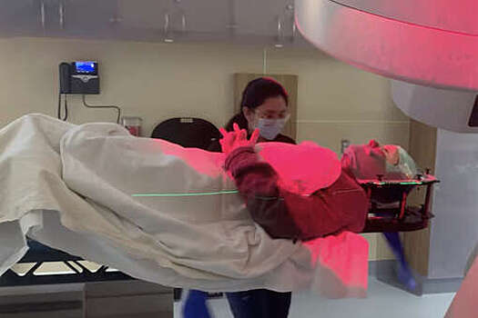 Звезда «Зачарованных» заявила, что рак дал метастазы в ее мозг