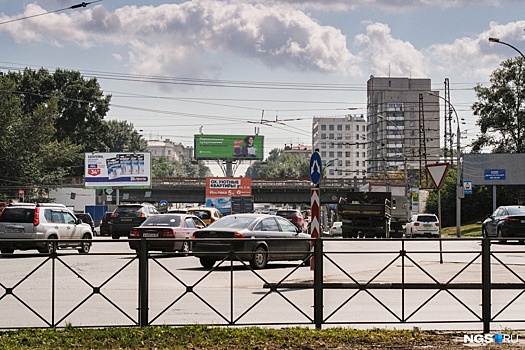В Новосибирске появились «умные» светофоры — ими управляют люди