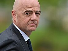 Президент ФИФА предложил наказание за расизм