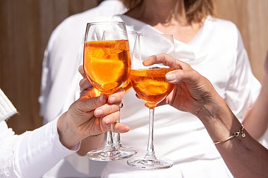 Мозг мужчин и женщин с алкоголизмом по-разному реагирует на спиртное