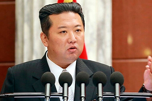 Ким Чен Ын проводит совещание с военными перед возможными ядерными испытаниями