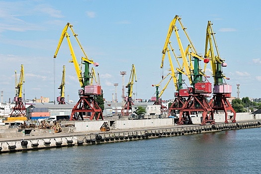 Минпромторг РФ рассматривает создание порта в Египте, Алжире и Сенегале