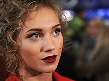 Асмус поблагодарила режиссера за отсутствие обнаженки