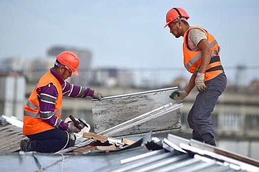 На Русаковской и Егерской отремонтируют кровлю домов