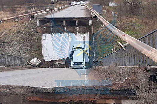 "360": упавший мост под Подольском две недели назад закрывали на ремонт