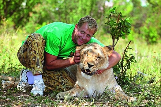 Директор парка львов "Тайган" Олег Зубков тяжело пострадал при инциденте