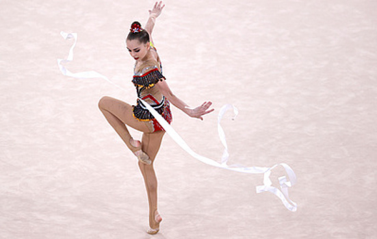 Арина Аверина считает, что сборной России по художественной гимнастике придержали оценки