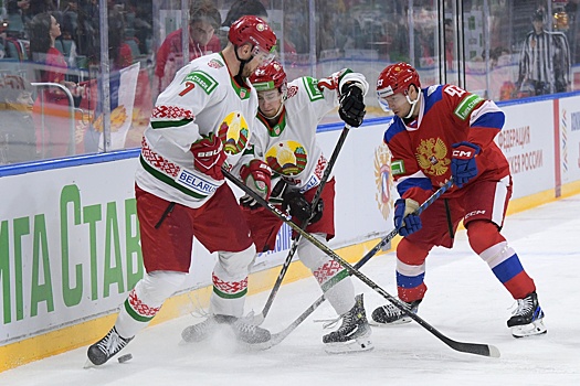 Команда "Россия 25" в четвертый раз обыграла сборную Белоруссии по хоккею