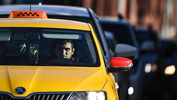 "Народный контроль" в 2019 году проверит наличие лицензий у водителей такси