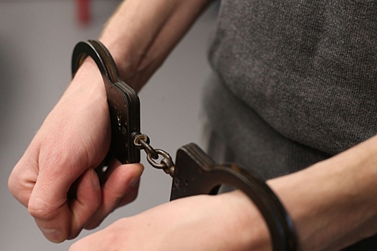 В Челябинске поймали беглого бандита из 90-х: искали по всей стране