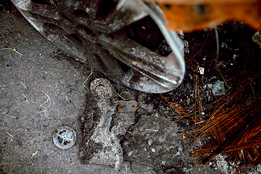 Водитель загоревшейся машины в Кемерове попал в больницу из-за лихача