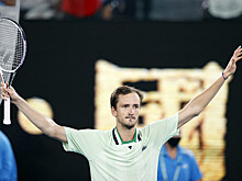 Медведев объяснил свои жалобы во время четвертьфинала Australian Open
