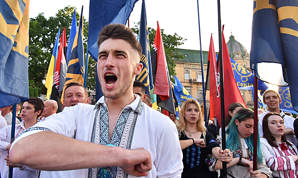 Националисты отпраздновали тысячелетие Украины