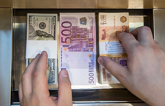 Первый Чешско-Российский Банк ограничил выдачу вкладов