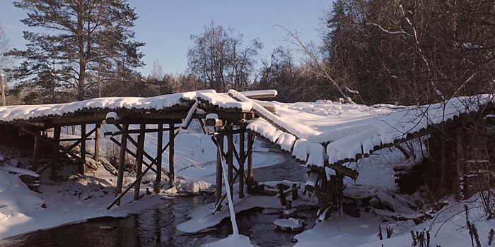 Как рухнувший мост отрезал от цивилизации сразу несколько деревень в Псковской области