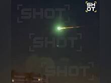 Замеченный над Москвой яркий светящийся объект сняли на видео