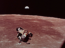 Золотая модель лунного модуля Apollo 11 ушла с молотка
