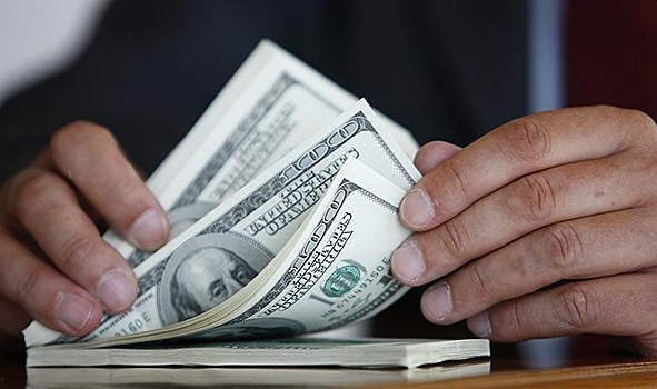 В МВФ оценили позиции доллара после понижения рейтинга США