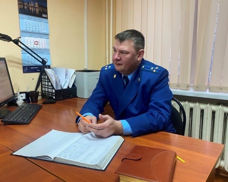 Саратовский экс-зампрокурора Рослов ушел на повышение в Вологду