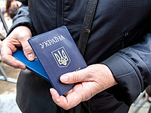 Волонтеры призывают помочь собрать детей беженцев к школе